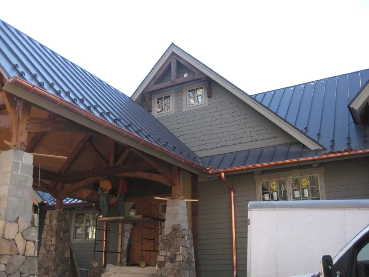 Craftsman Roofing team delivering quality roofing work in White Oak Estates